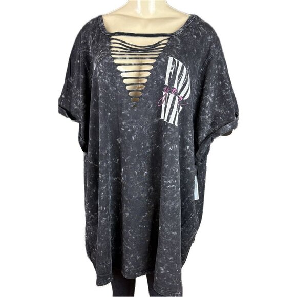 Torrid +5 Black Aged Slashed Neck Find Your Fire Graphic Eagle Short Sleeve Tee - Picture 2 of 6